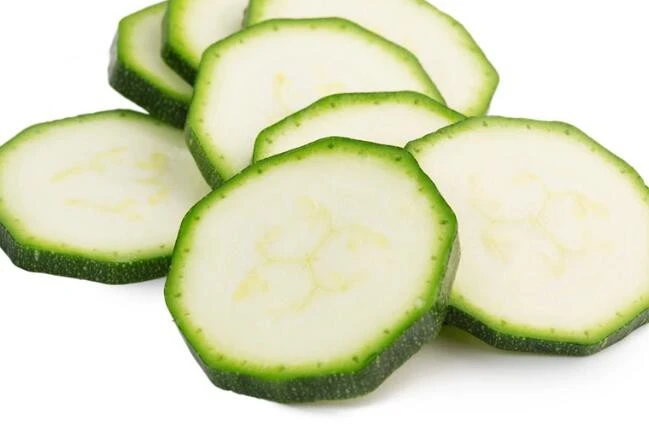 Dehydrated Zucchini Chips1.jpg
